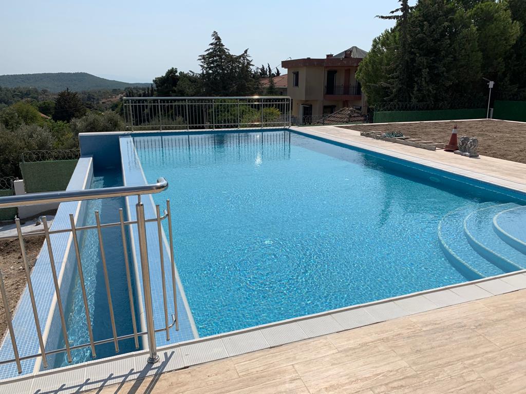 Professional pool mosaic application - Antbay Import