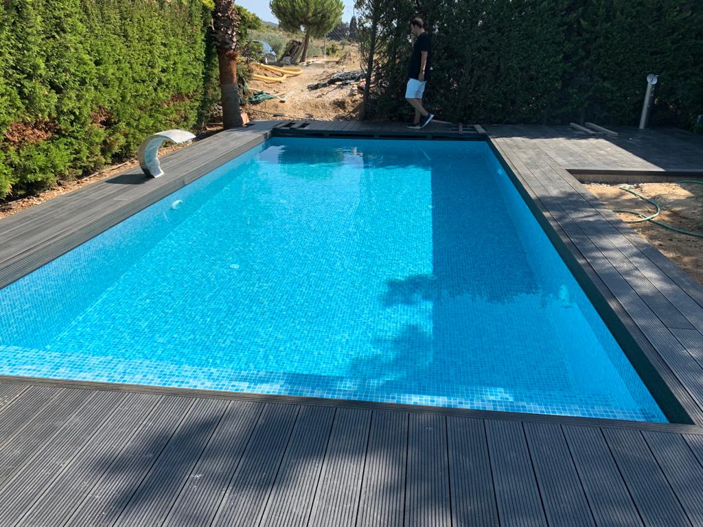 Antbay pool mosaic applications